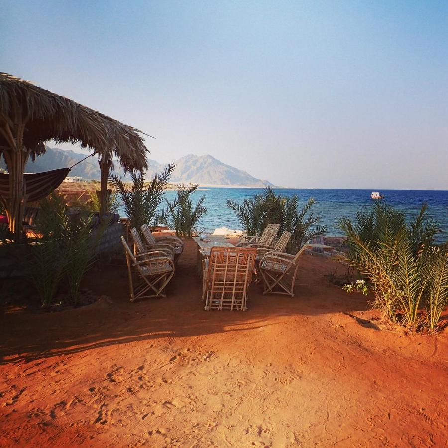 Bedouin Star Hotel Таба Екстериор снимка