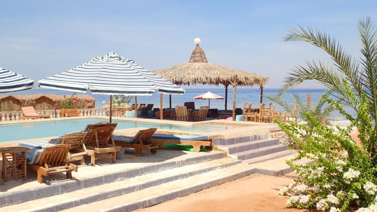 Bedouin Star Hotel Таба Екстериор снимка