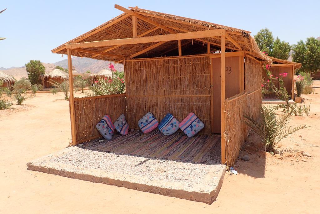 Bedouin Star Hotel Таба Екстериор снимка