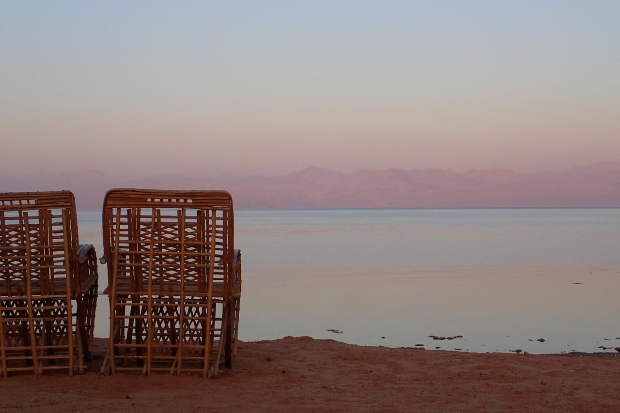 Bedouin Star Hotel Таба Екстериор снимка