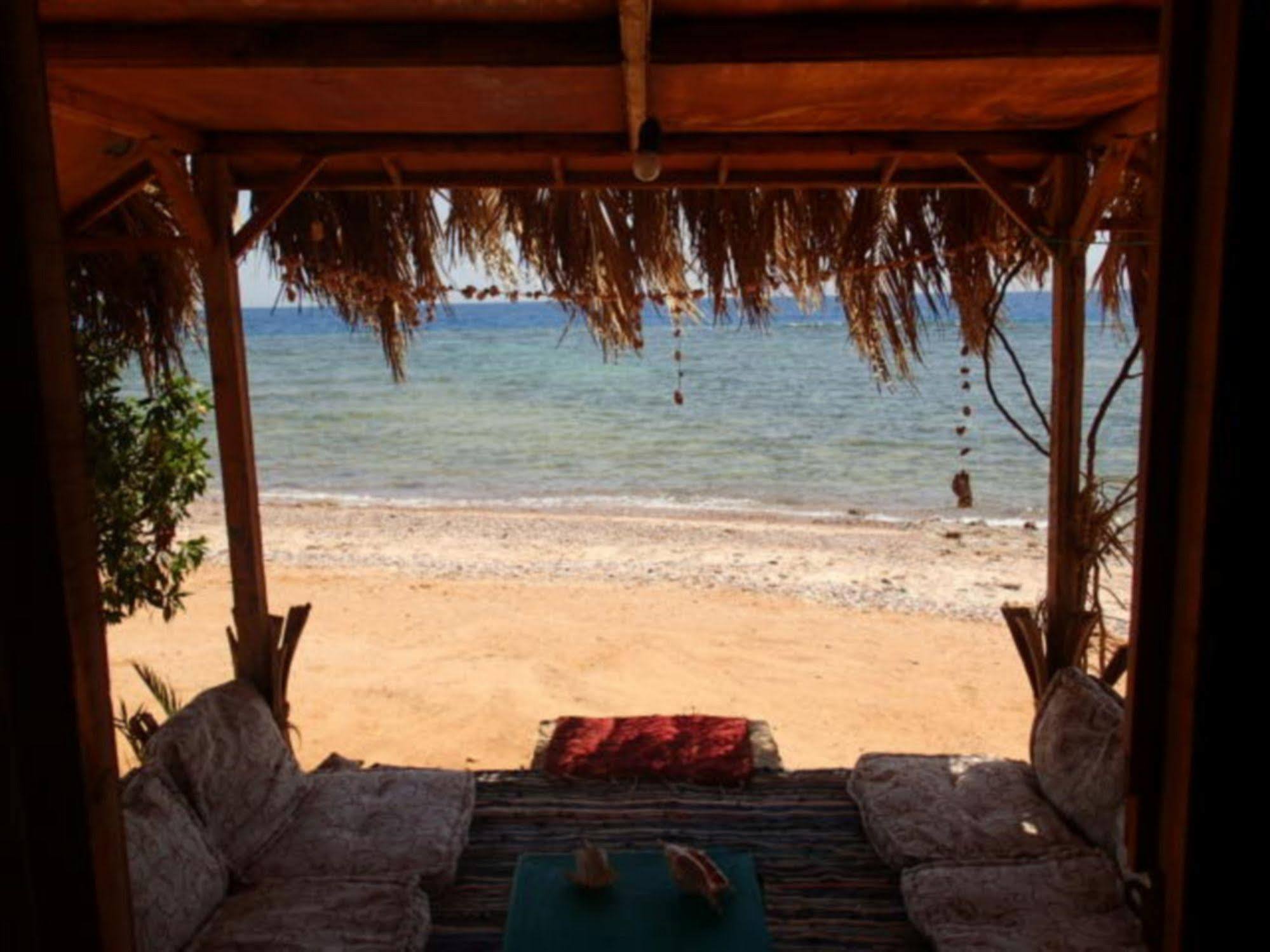Bedouin Star Hotel Таба Екстериор снимка